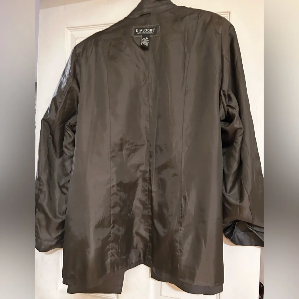 Dialogue Leather Jacket - Picture 6 of 9